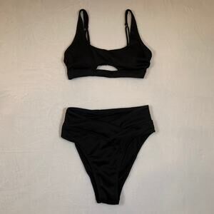 NWT Cupshe Black Ribbed Bikini Set with Cutout Top Size Small
